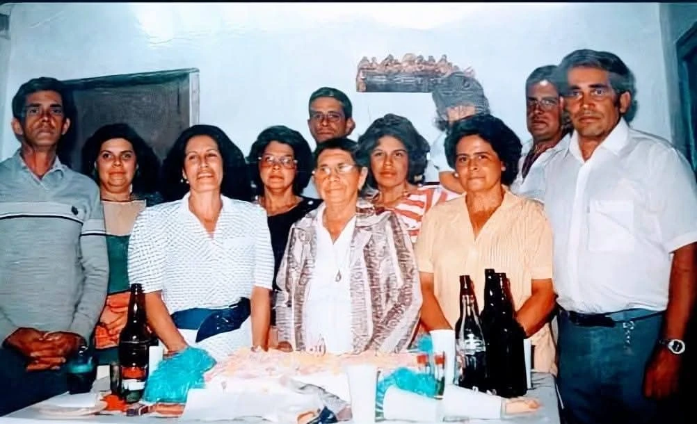 Maria Henriqueta de Sena e filhos